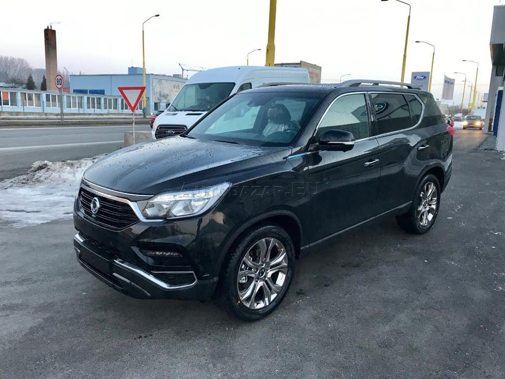 SSANGYONG REXTON 2.2 4WD A/T ROAD 7-MIESTNE
