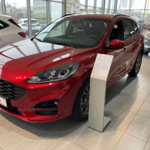 Ford Kuga 1. 5 TDCi EB 120k M6 – FWD (88kW) Trendy ST-Line
